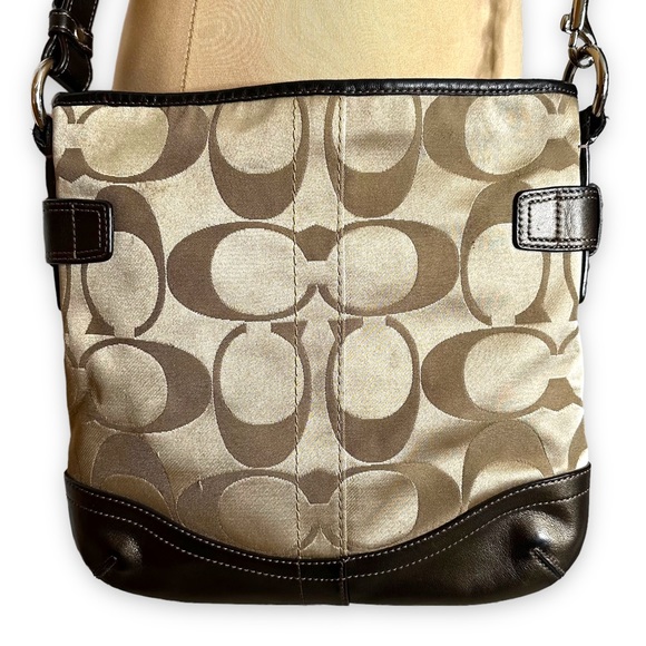 Vintage Coach Signature Chain Duffle Crossbody Shoulder Bag Convertible Tan - Picture 4 of 17